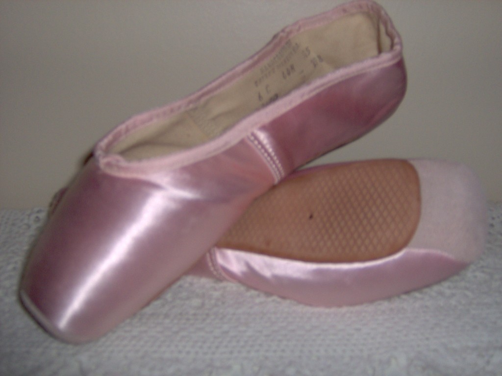 Capezio's Duro-Toe | Pointe Shoe Brands