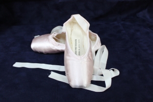 Sogei Pre-Toe pointe shoes